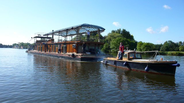 David Gilmour's Astoria Hosueboat Studio