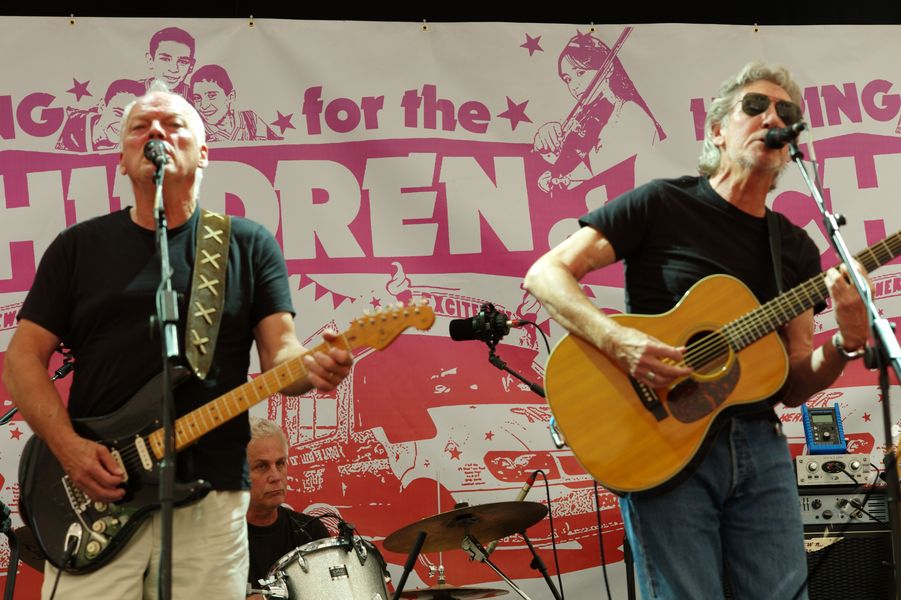 David Gilmour and Roger Waters on stage together at Hoping Foundation fundraiser