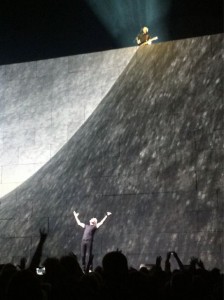 Roger Waters and David Gilmour O2 London 12 May 2011