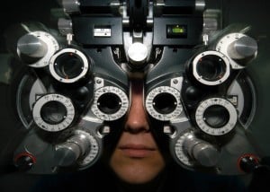 Ophthalmologists can not cope with the bright yelloe "eyesore" Ophthalmologists can not cope with the bright yelloe "eyesore"