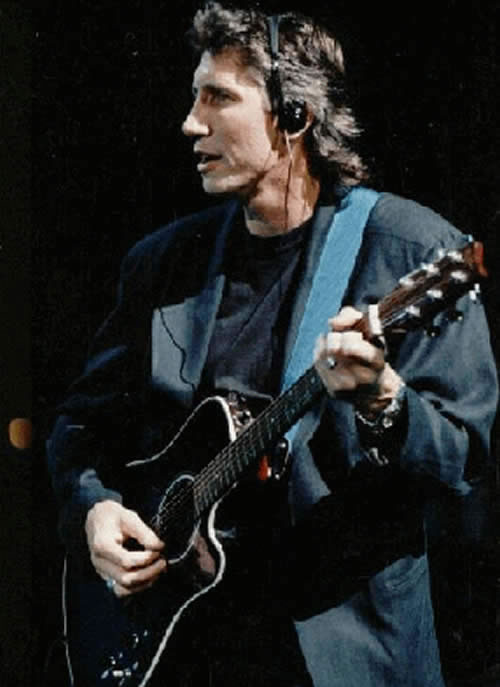 Roger Waters (37) Roger Waters