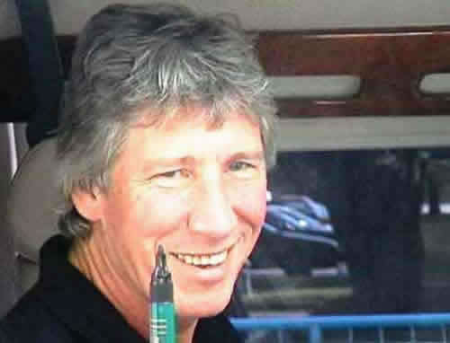 Roger Waters (64) Roger Waters