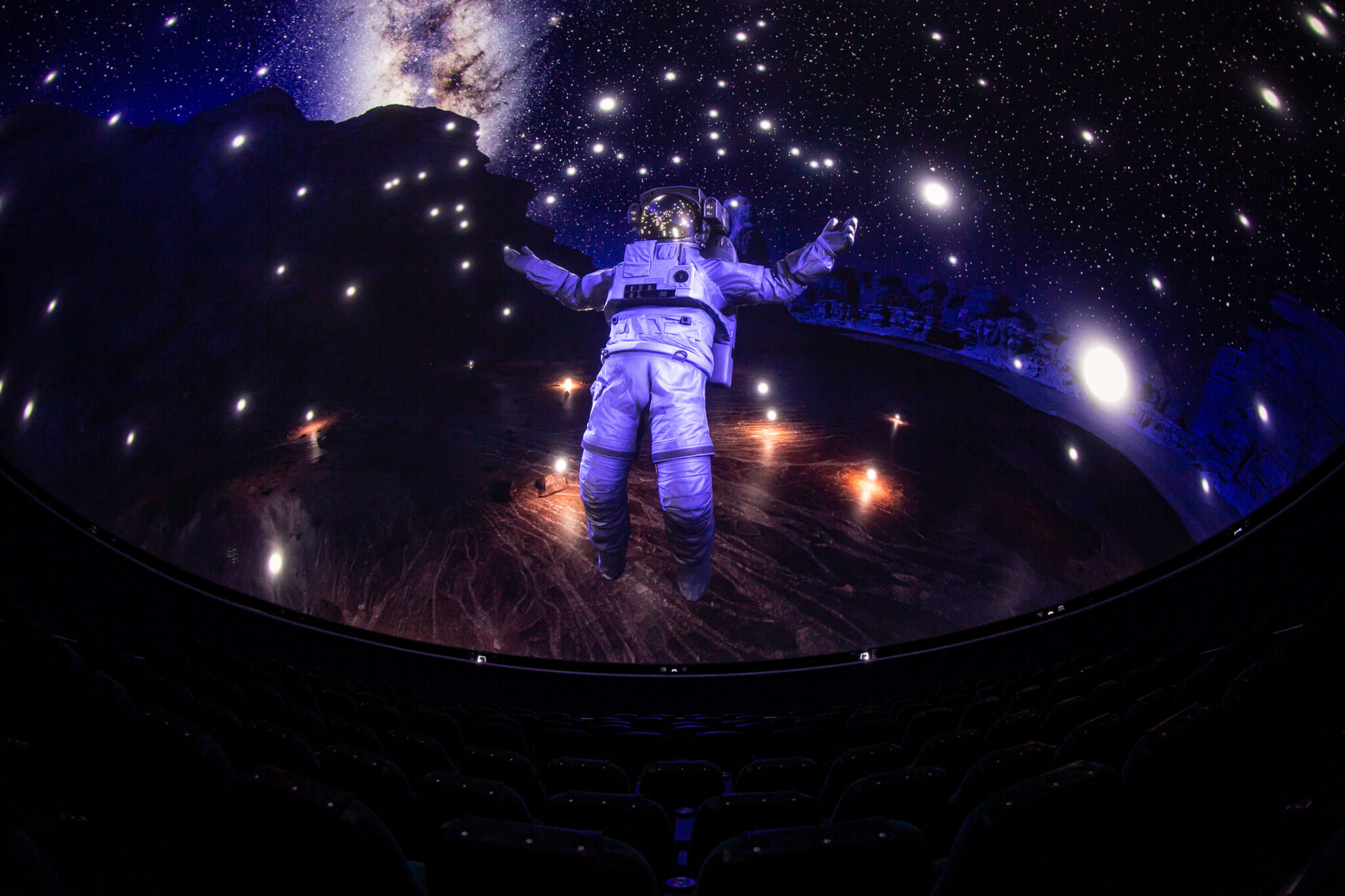 Experience Dark Side of the Moon Immersive Shows in 2023