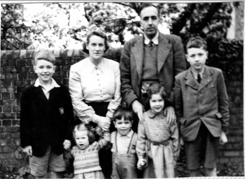 1950 Don, Rosemary, Roger Keith Syd Barrett, Ruth, Alan with Mum and Dad Winifred and Arthur