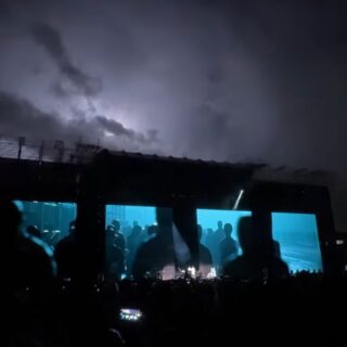 Roger Waters Thunder and Lightning