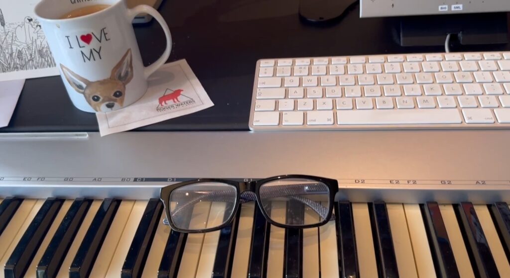 Roger Waters Glasses on MIDI keyboard