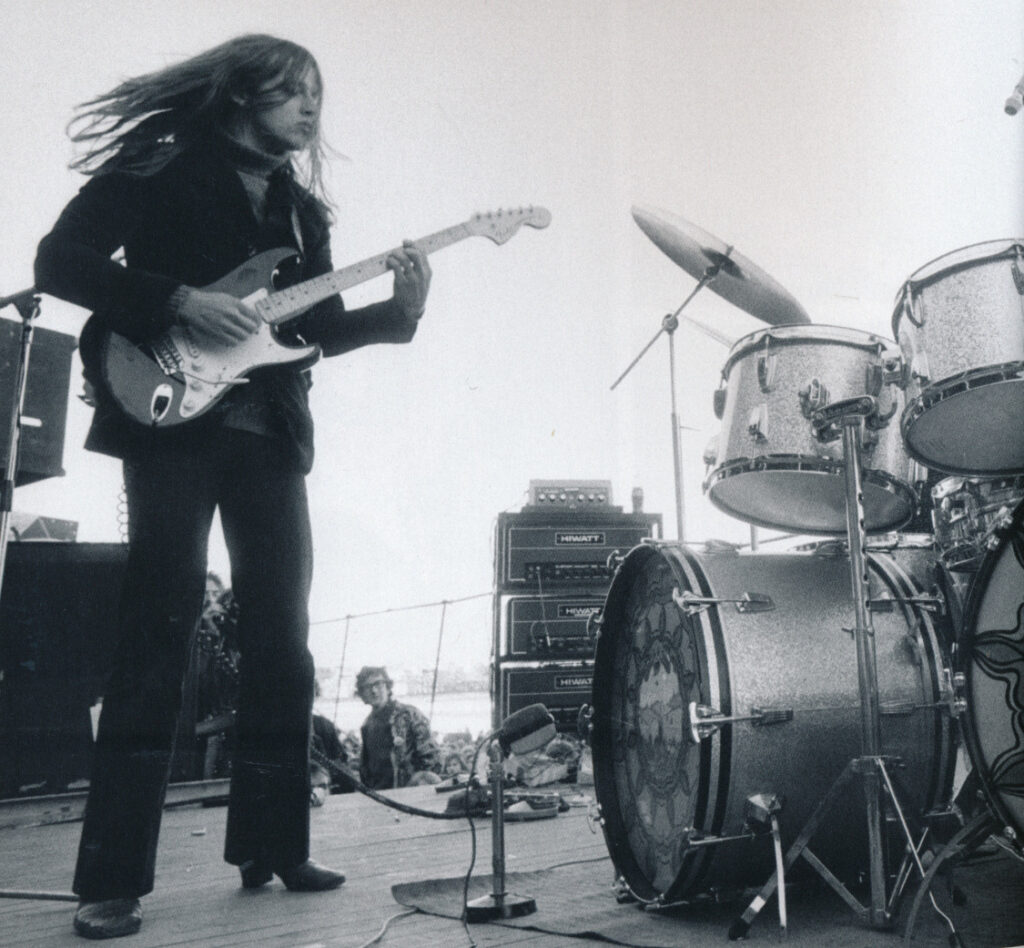 1971 Pink Floyd with David Gilmour on guitar in Australia