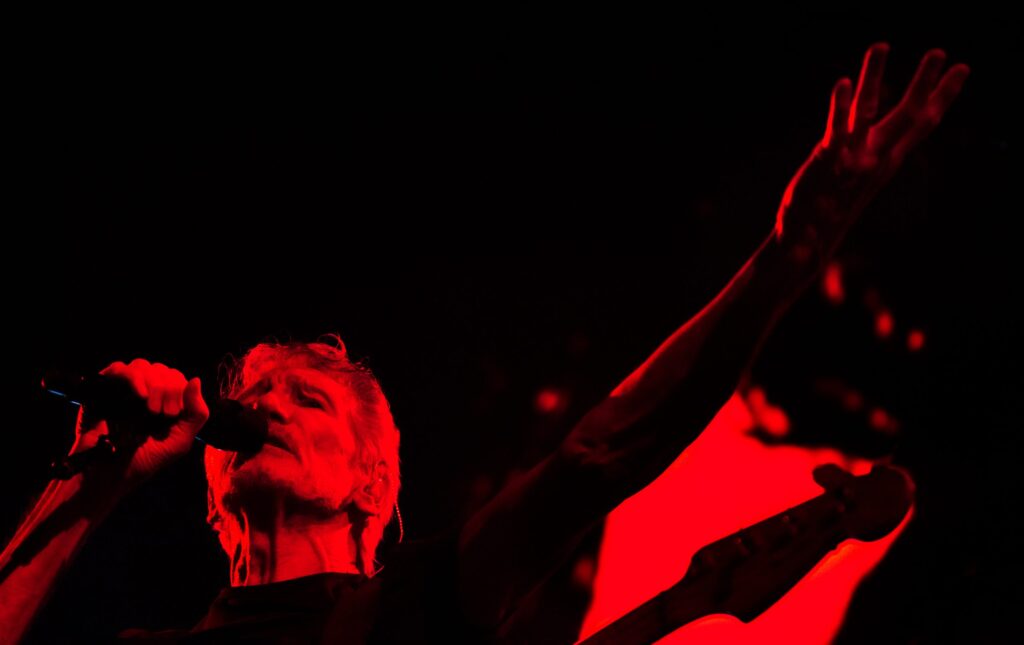 Roger Waters This Is Not A Drill Tour 2022 2023 (12)