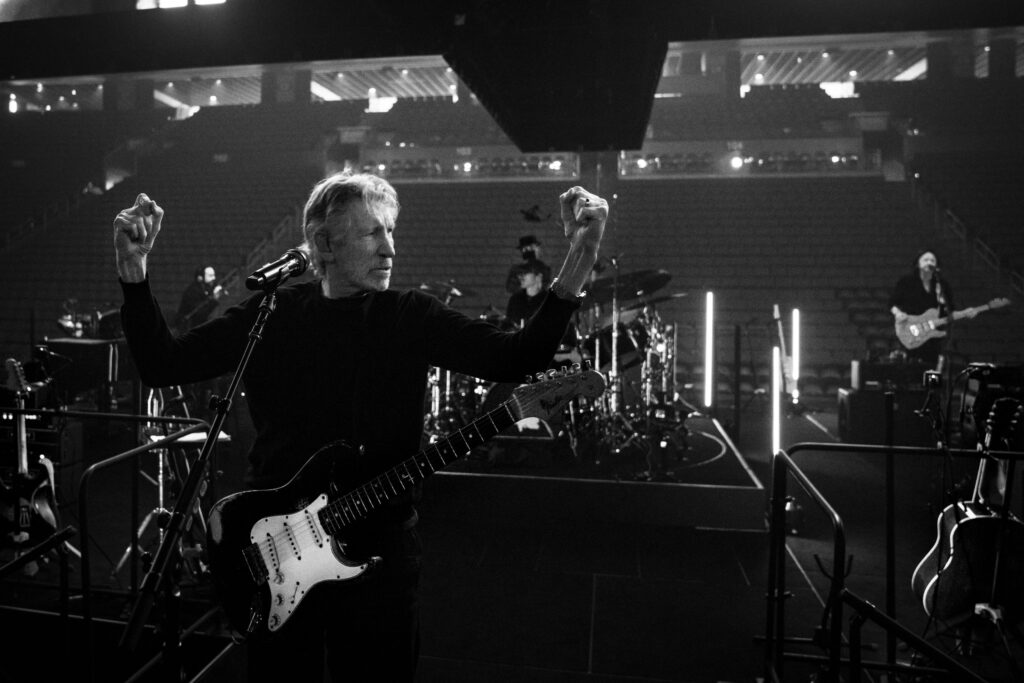 Roger Waters This Is Not A Drill Tour 2022 2023 (18)