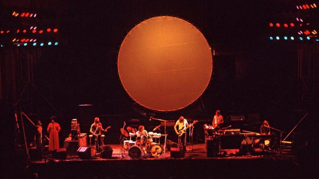 1975 Pink Floyd live concert picture