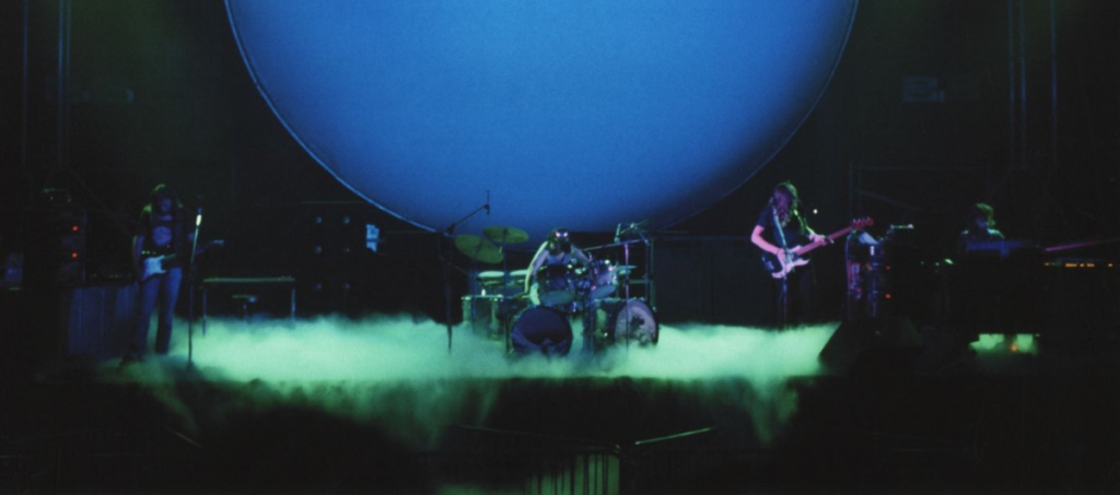 Pink Floyd's Mr Screen in France Pics by JeanPierre Leloir and Claude Gassian (1)