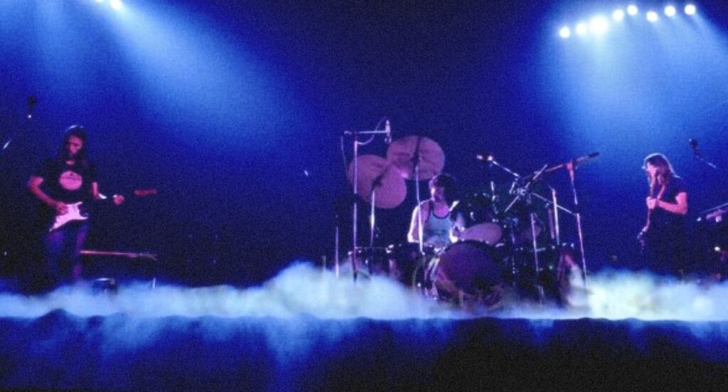 Pink Floyd's Mr Screen in France Pics by JeanPierre Leloir and Claude Gassian (2)