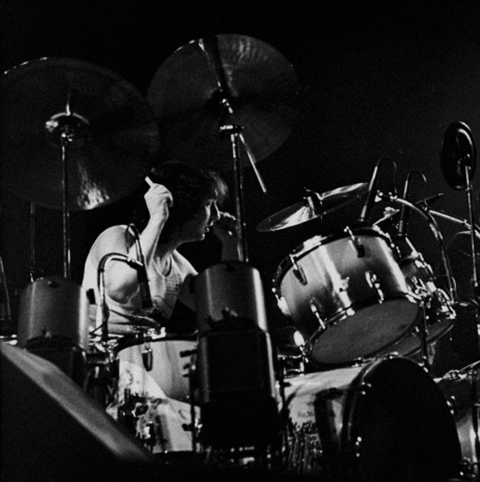 1977 Nick Mason on drums In The Flesh Tour