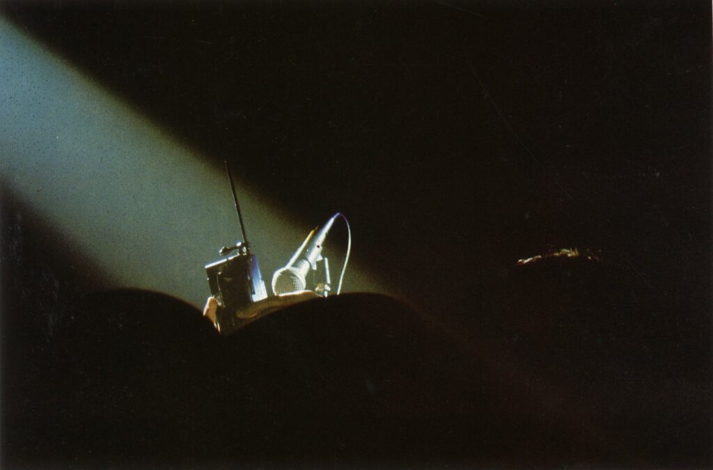 1977 Nick Mason tweaking the transistor radio at the beginning of Wish You Were Here In The Flesh Tour 77