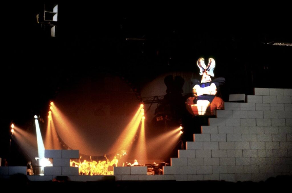 1980 Pink Floyd performing Mother