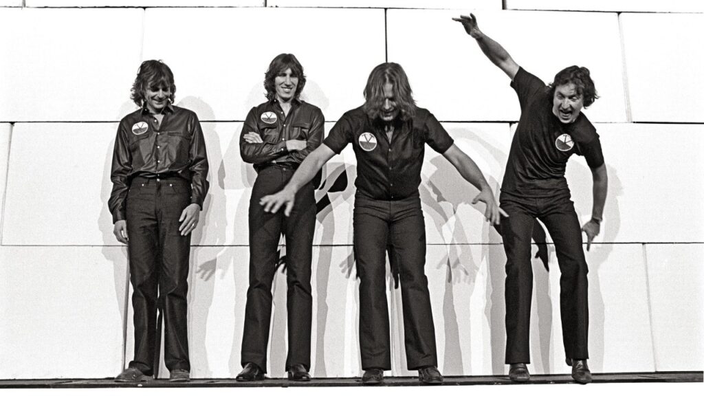 Pink Floyd band outside the wall