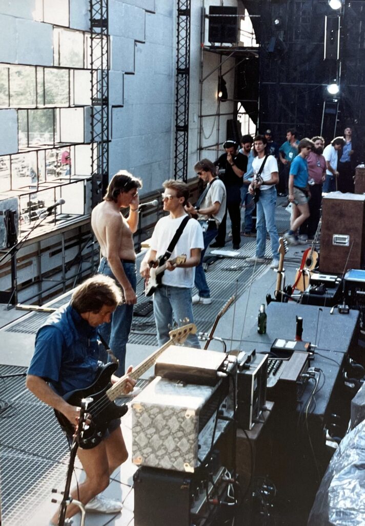 1990 The Wall Live in Berlin Backstage candid photos (1)