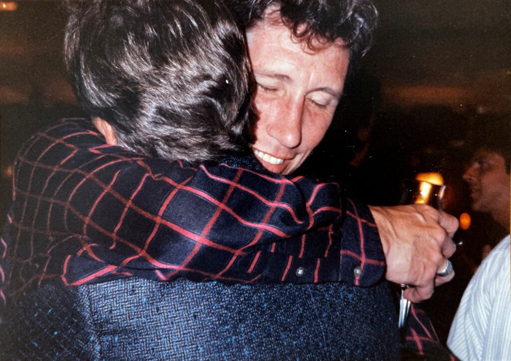 1990 The Wall Live in Berlin Backstage candid photos (5)